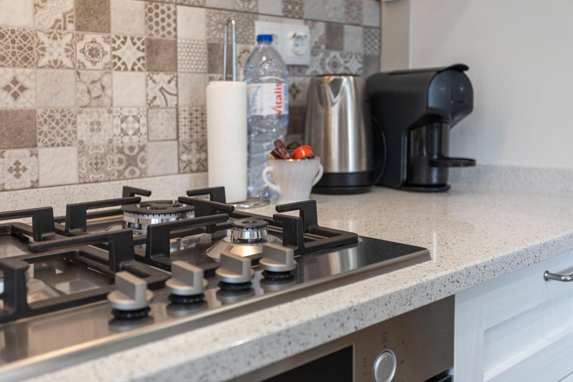 Apartment Centralgarve - Great, Bright 2-bedroom Flat In The Center Of -topazio Vilamoura